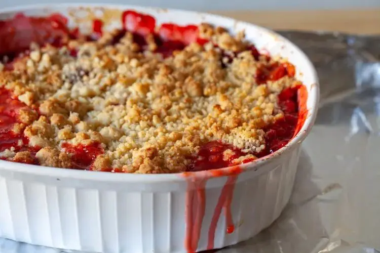 Strawberry Rhubarb Cobbler with a Crunchy Topping