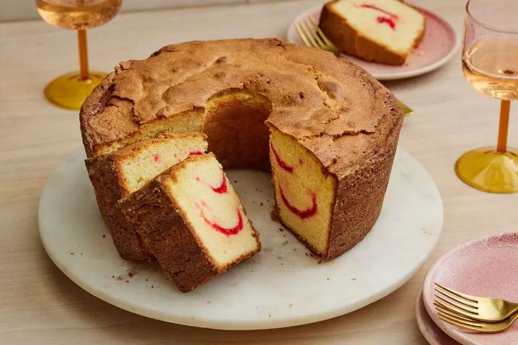Strawberry Swirl Original Pound Cake
