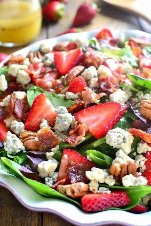 Strawberry Walnut Salad with Blue Cheese
