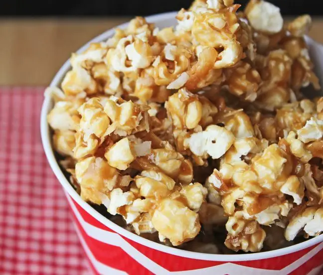 Toasted Coconut Sweet Popcorn