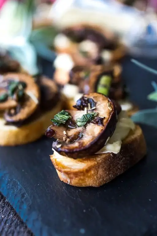 Trumpet Mushroom and Brie Crostini