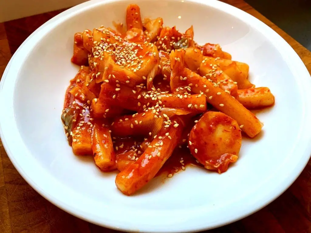 Tteokbokki with Gochujang and Sesame Seeds