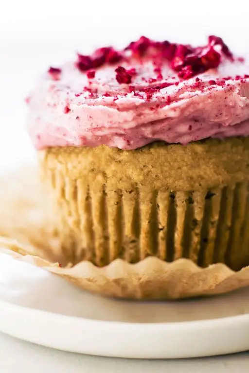 Vanilla Almond Quinoa Cupcakes