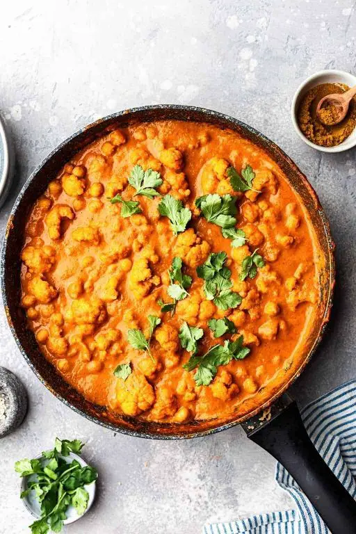 Vegan Cauliflower and Chickpea Curry
