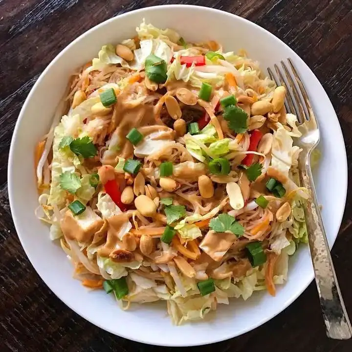 Vegan Pad Thai with Peanut Sauce