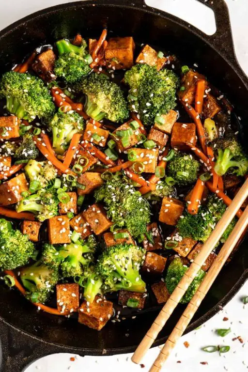 Vegan Stir-Fried Tofu with Vegetables
