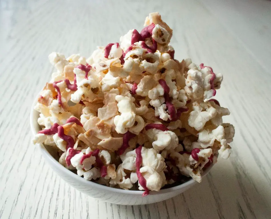 White Chocolate Raspberry Sweet Popcorn