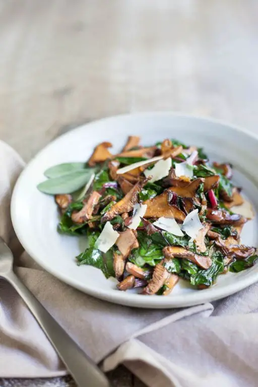 Wilted Lettuce and Mushroom Sauté with Thyme