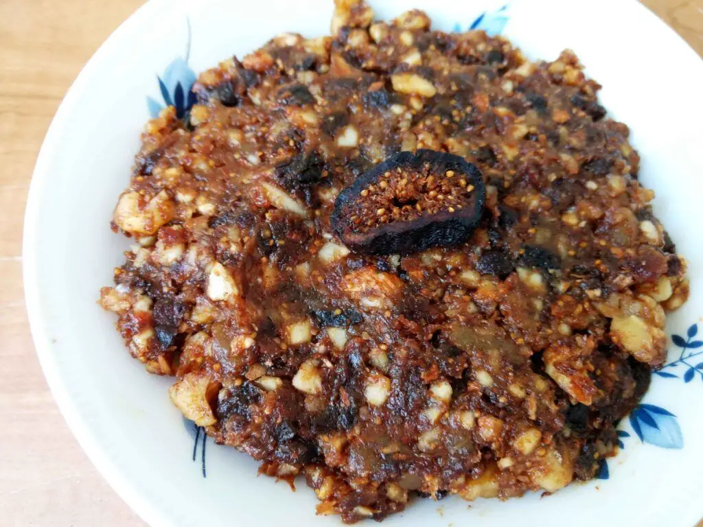Yemenite Charoset with Figs and Sesame Seeds
