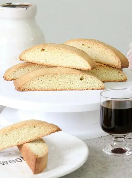 Easy Vanilla Biscotti