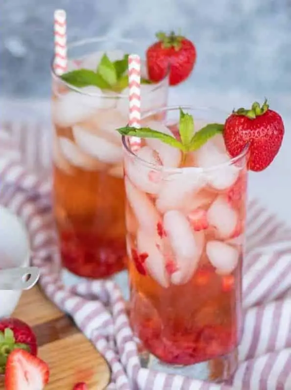 Strawberry Acai Refresher