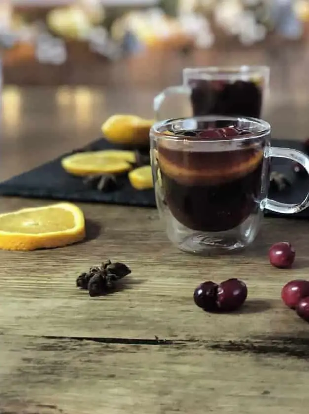 Warm Whinberry Mulled Gin