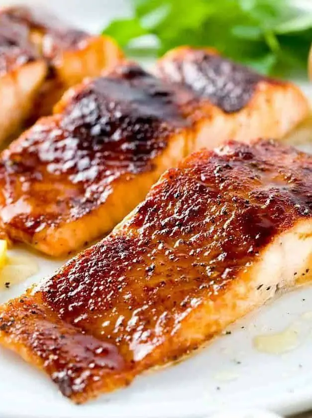 Broiled Salmon with Molasses Glaze
