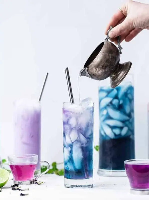 Color Changing Butterfly Pea Flower Tea Cocktail