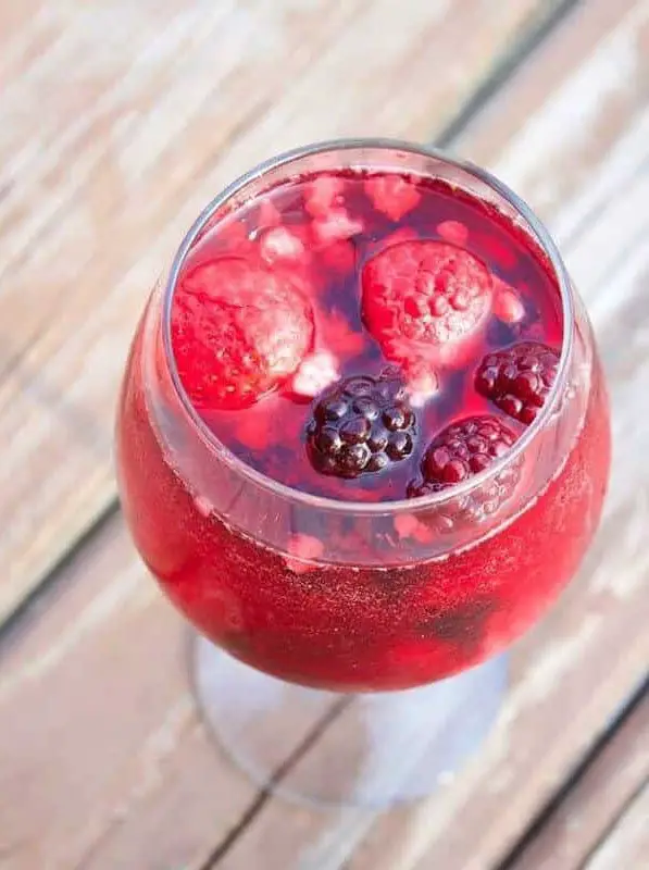 Berry Skinny Wine Cooler