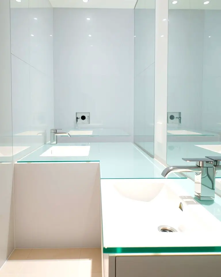 Glass Countertops for a Sleek, Modern Look