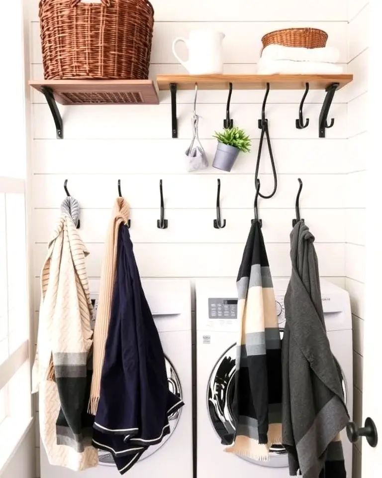 Shiplap with Hooks and Hangers